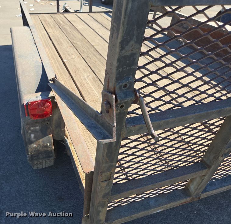 image for item YA0101 1999 Carson utility trailer