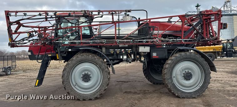 image for item DH9221 2013 Case IH Patriot 3330 sprayer