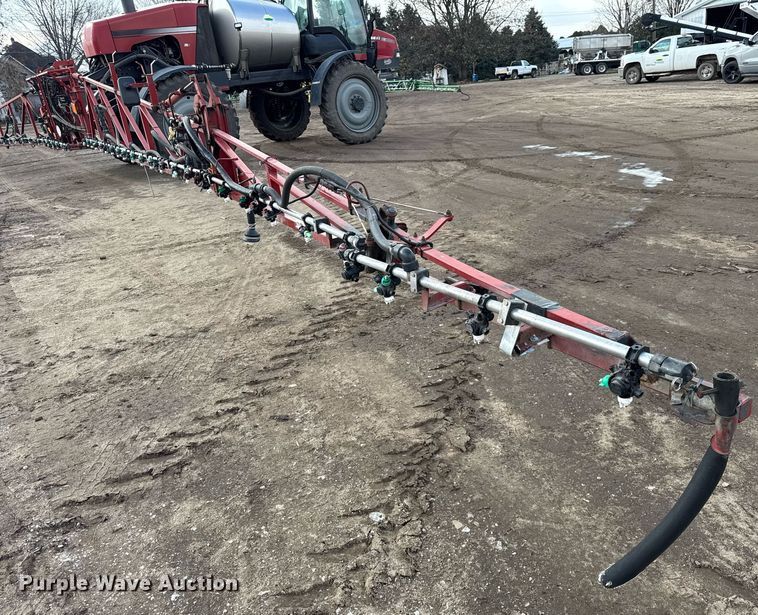 image for item DH9221 2013 Case IH Patriot 3330 sprayer