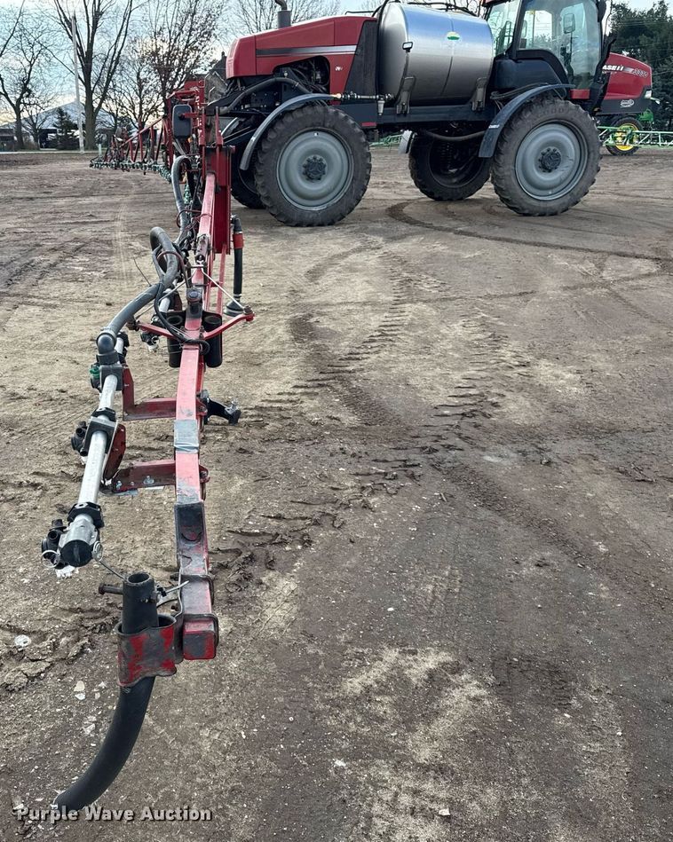 image for item DH9221 2013 Case IH Patriot 3330 sprayer
