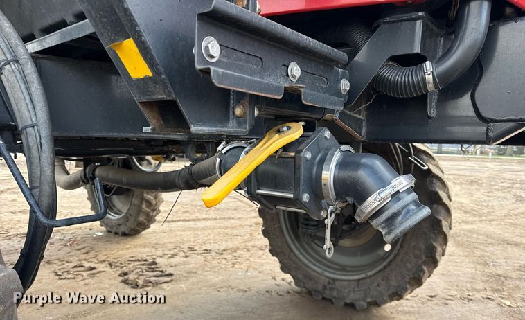 image for item DH9221 2013 Case IH Patriot 3330 sprayer