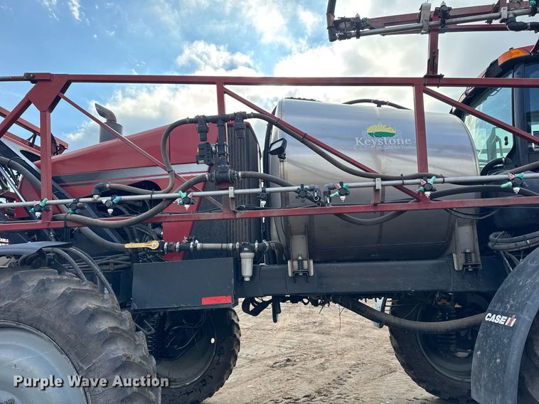 image for item DH9221 2013 Case IH Patriot 3330 sprayer