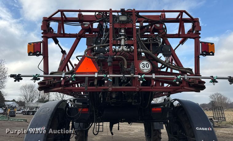 image for item DH9221 2013 Case IH Patriot 3330 sprayer