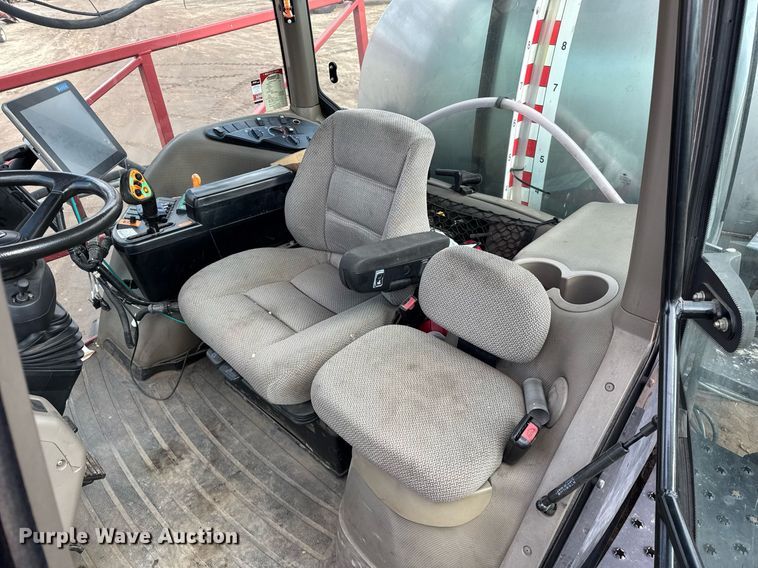 image for item DH9221 2013 Case IH Patriot 3330 sprayer