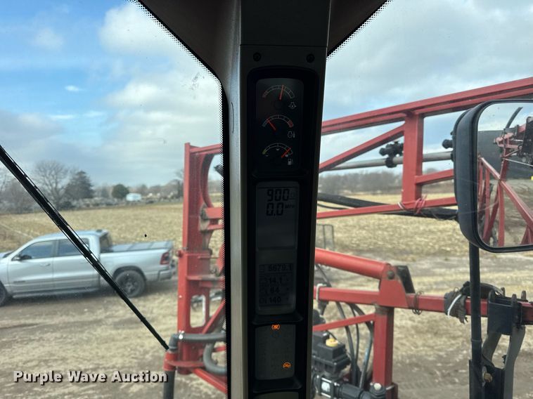 image for item DH9221 2013 Case IH Patriot 3330 sprayer