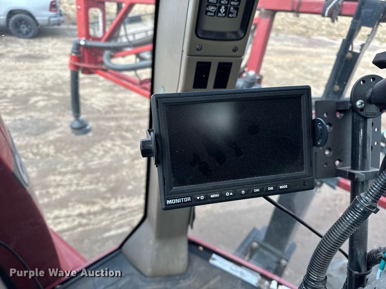 image for item DH9221 2013 Case IH Patriot 3330 sprayer