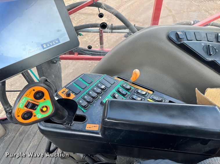 image for item DH9221 2013 Case IH Patriot 3330 sprayer