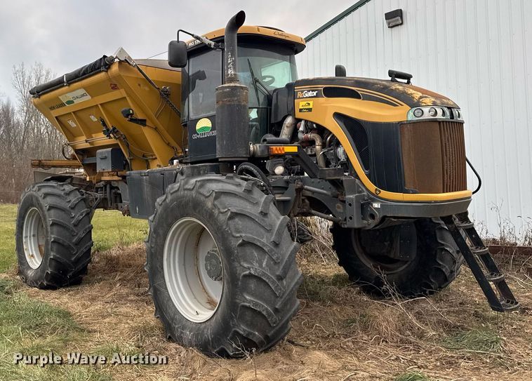 image for item DH9230 2016 RoGator RG1300B spreader