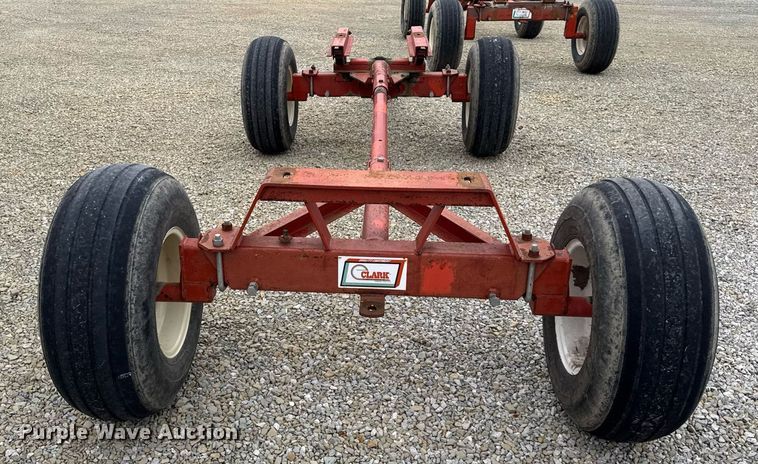 image for item DH9232 Clark running gear 