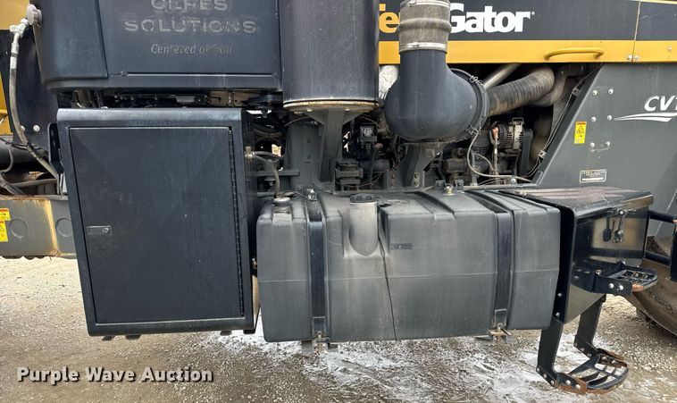 image for item DH9236 2015 TerraGator 8300B spreader