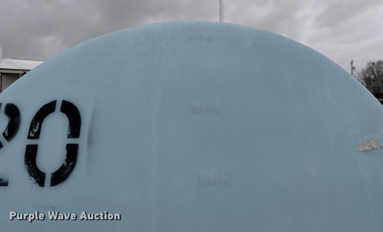 image for item DH9376 Clark  tank trailer