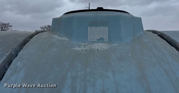 image for item DH9376 Clark  tank trailer