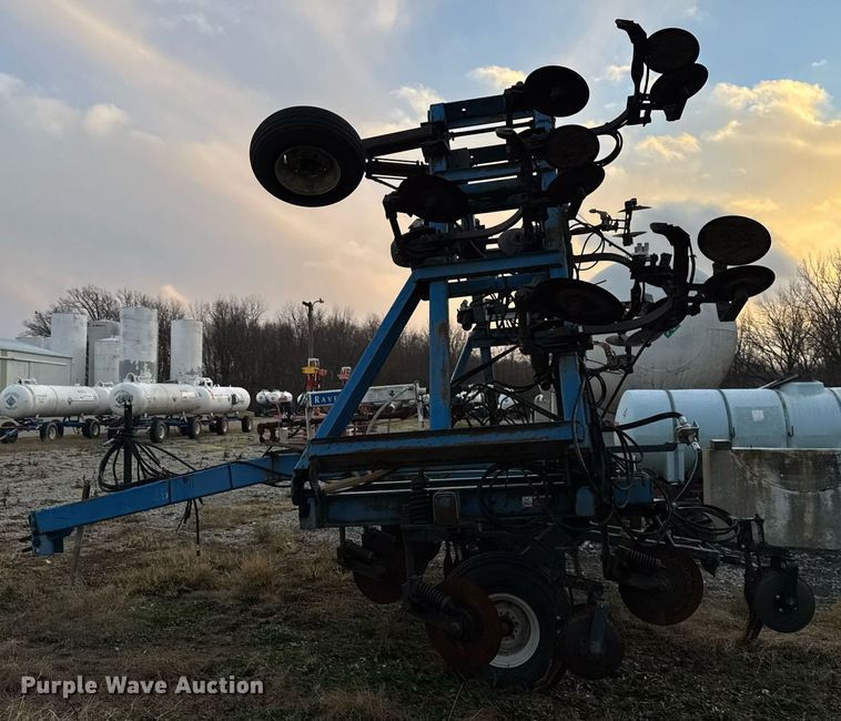 image for item DH9450 DMI 5250 NH3 applicator