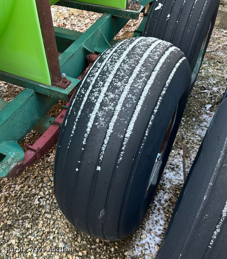 image for item DH9454 Nurse tank trailer