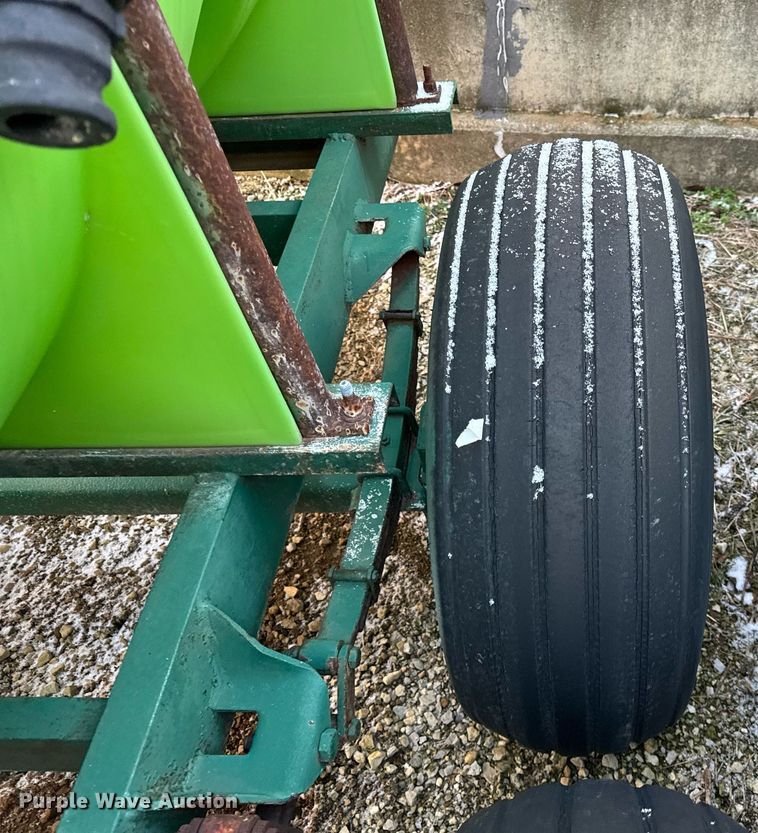 image for item DH9454 Nurse tank trailer