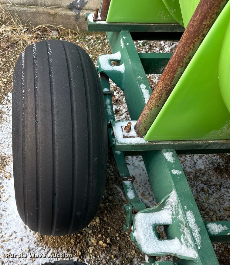 image for item DH9454 Nurse tank trailer