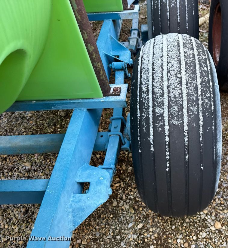 image for item DH9457 Nurse tank trailer