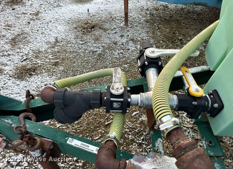 image for item DH9469 Nurse tank trailer