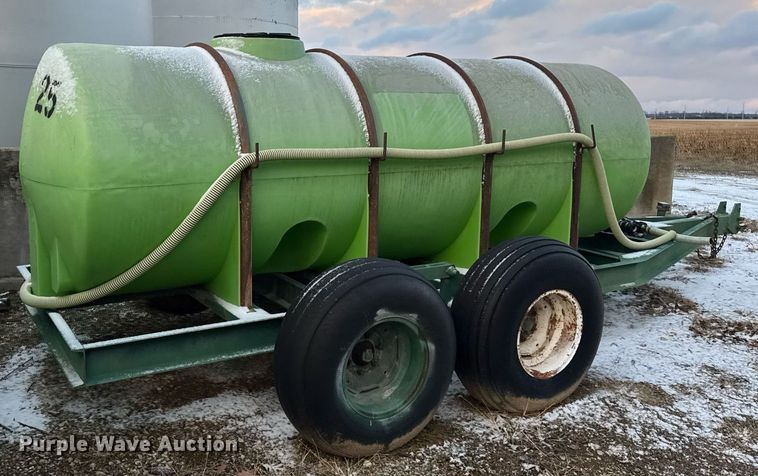 image for item DH9500 Nurse tank trailer