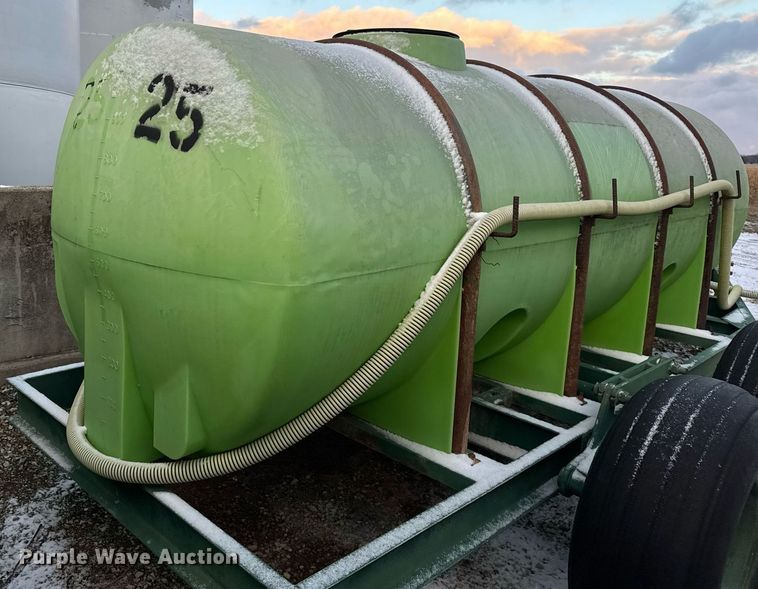 image for item DH9500 Nurse tank trailer