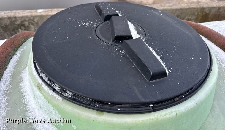 image for item DH9500 Nurse tank trailer