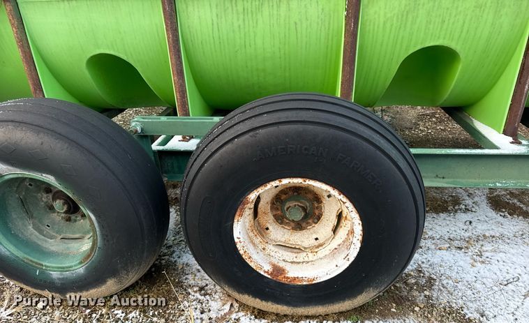 image for item DH9500 Nurse tank trailer