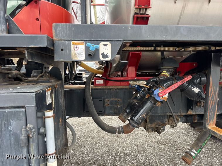 image for item DH9517 2010 Case IH  3020 Titan  sprayer