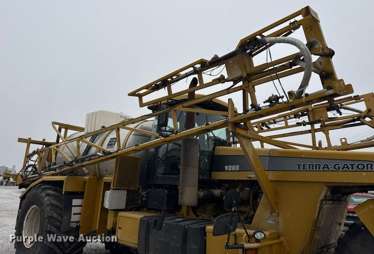 image for item DH9562 2009 TerraGator 9203 sprayer