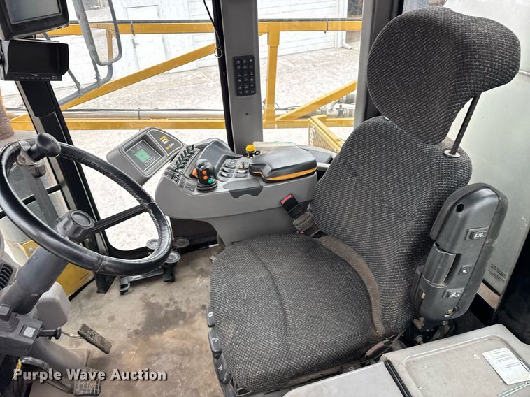 image for item DH9562 2009 TerraGator 9203 sprayer