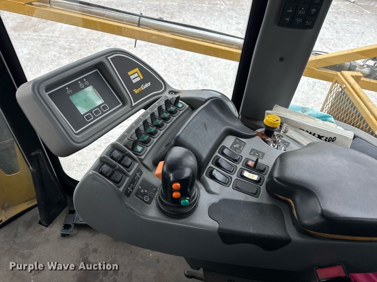 image for item DH9562 2009 TerraGator 9203 sprayer