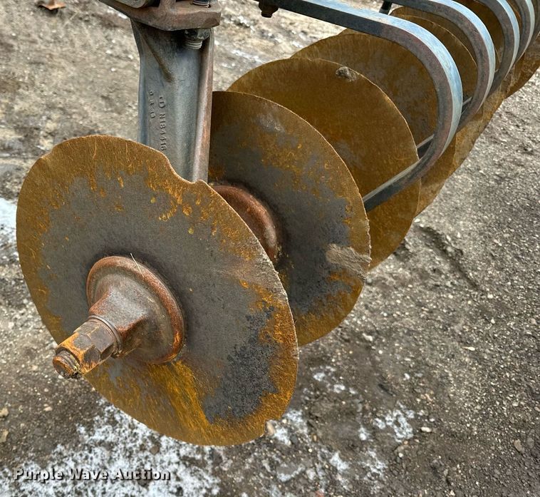 image for item DN0884 John Deere 714 disk ripper