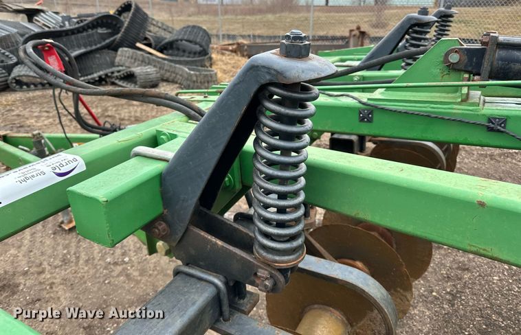 image for item DN0884 John Deere 714 disk ripper