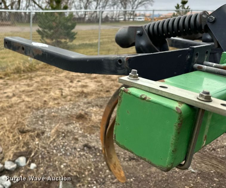 image for item DN0884 John Deere 714 disk ripper