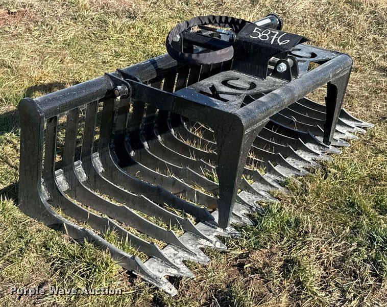 image for item DO0125 KC skid steer grapple bucket