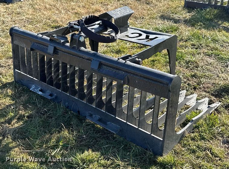 image for item DO0125 KC skid steer grapple bucket