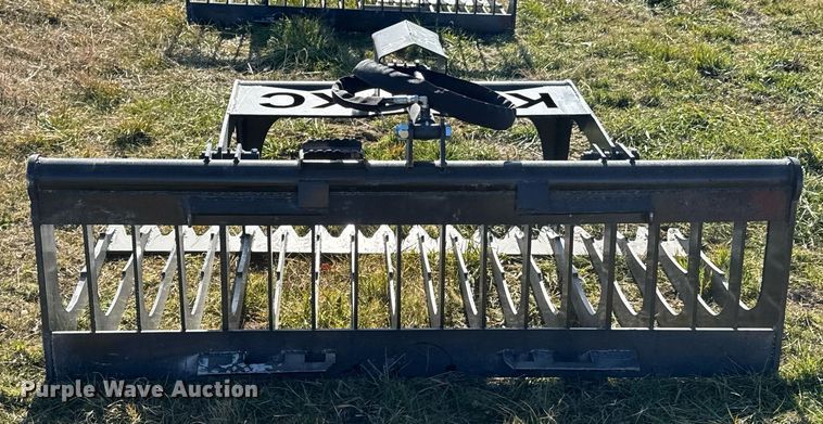 image for item DO0125 KC skid steer grapple bucket