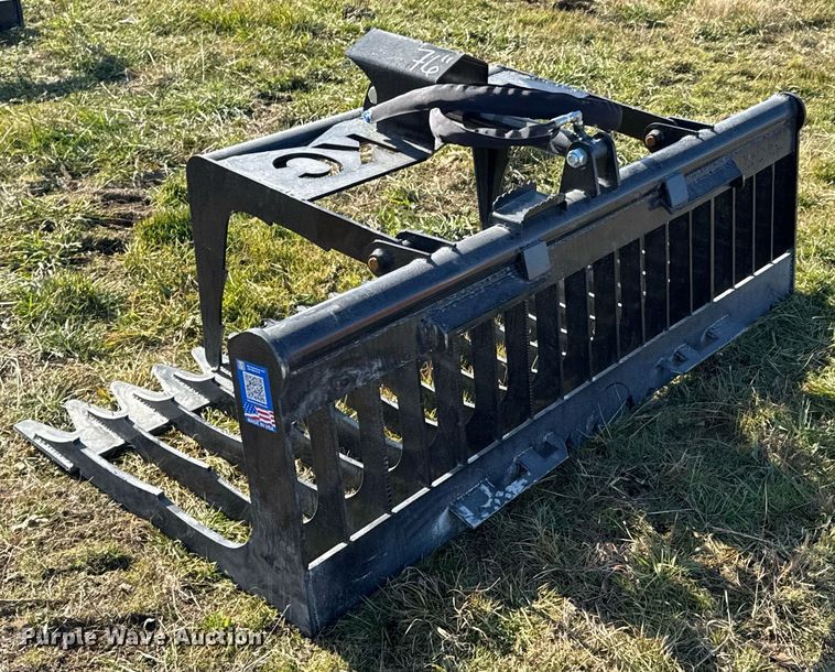 image for item DO0125 KC skid steer grapple bucket