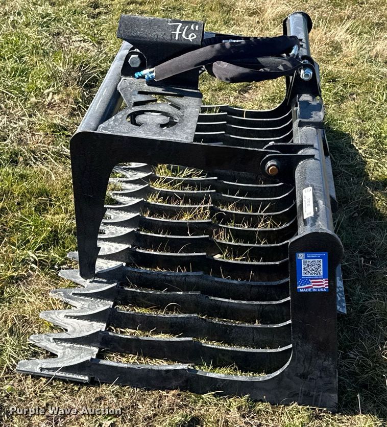 image for item DO0125 KC skid steer grapple bucket