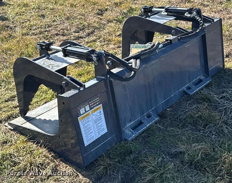 image for item DO0127 2023 Wolverine GB-11-72W skid steer grapple bucket