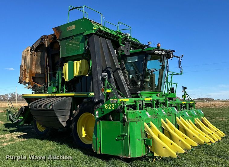 image for item DP6054 2019 John Deere CP690 RWA cotton picker
