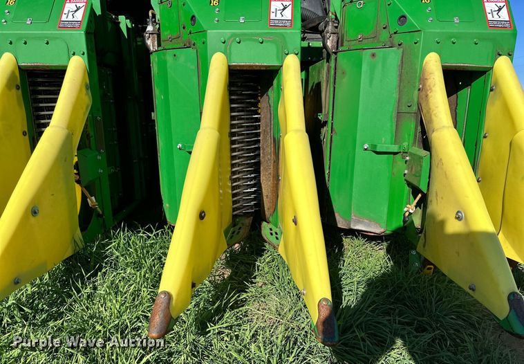 image for item DP6054 2019 John Deere CP690 RWA cotton picker