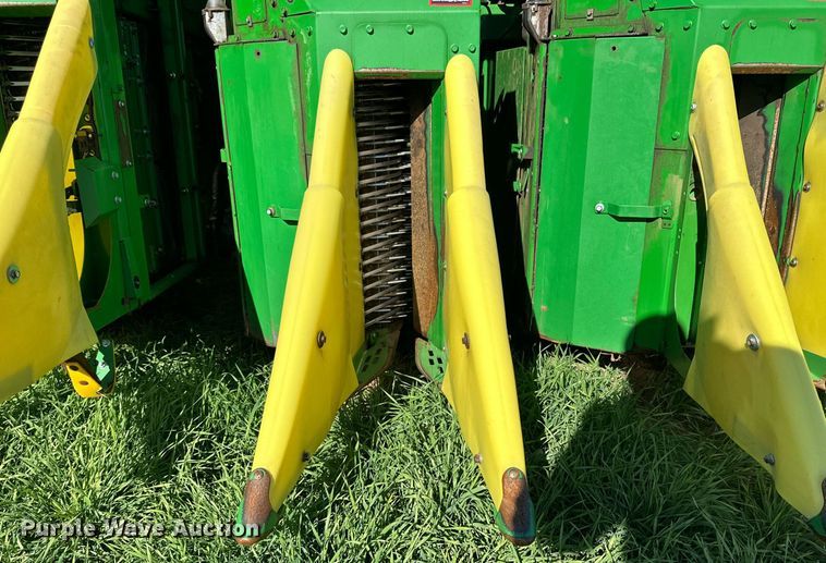image for item DP6054 2019 John Deere CP690 RWA cotton picker
