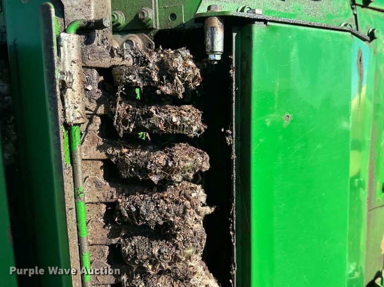 image for item DP6054 2019 John Deere CP690 RWA cotton picker