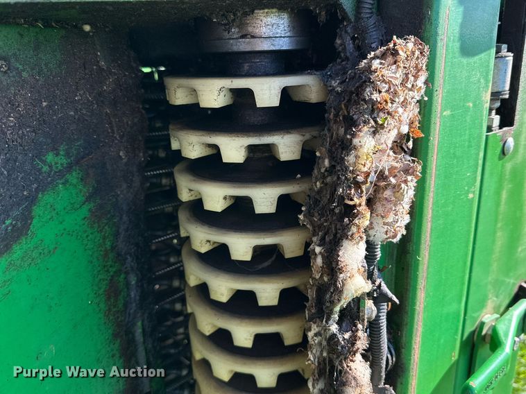 image for item DP6054 2019 John Deere CP690 RWA cotton picker