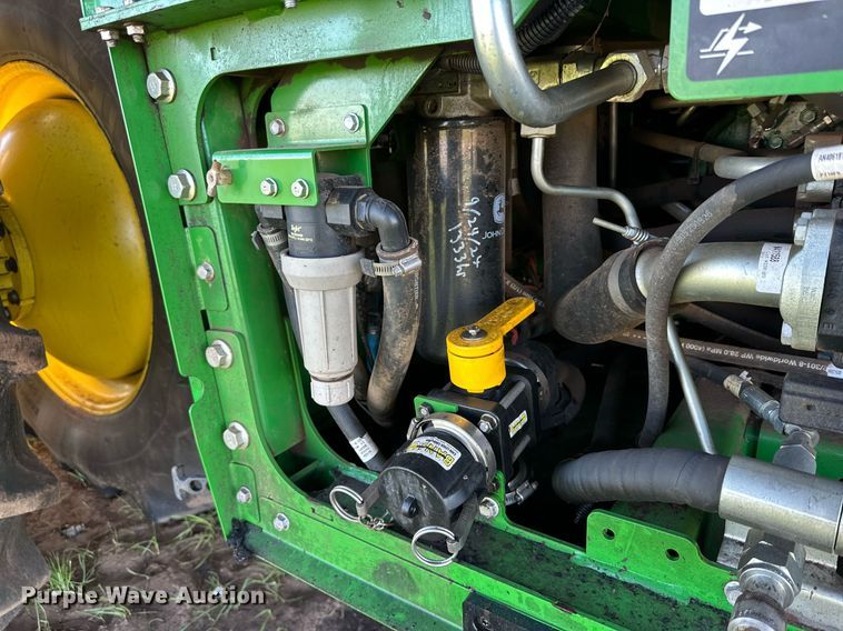 image for item DP6054 2019 John Deere CP690 RWA cotton picker