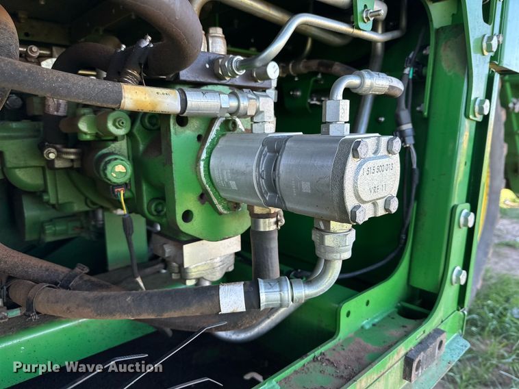 image for item DP6054 2019 John Deere CP690 RWA cotton picker