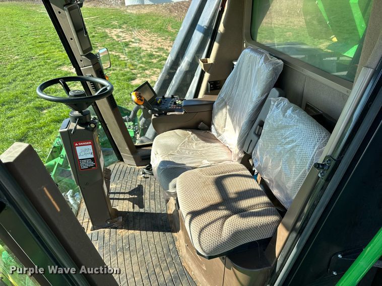 image for item DP6054 2019 John Deere CP690 RWA cotton picker