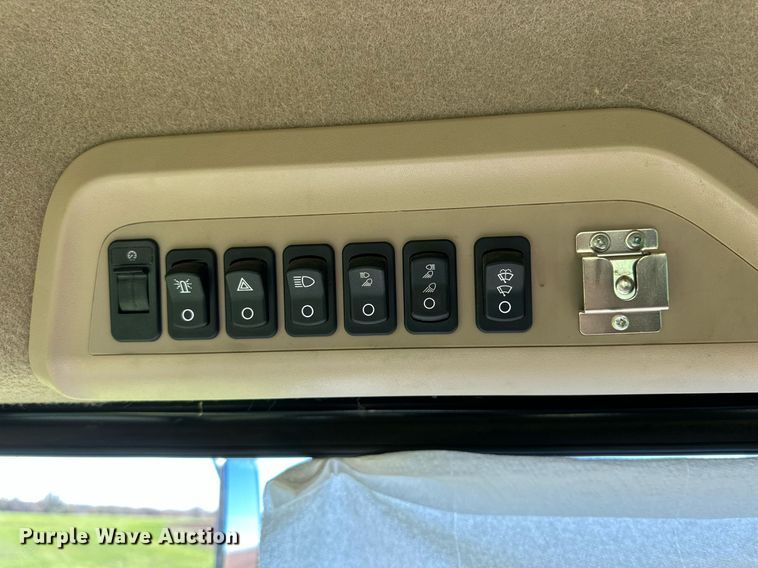 image for item DP6054 2019 John Deere CP690 RWA cotton picker