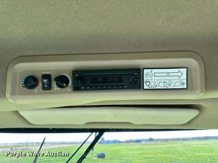 image for item DP6054 2019 John Deere CP690 RWA cotton picker