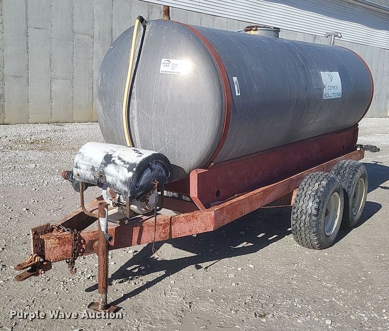 image for item DQ3849 Tank trailer